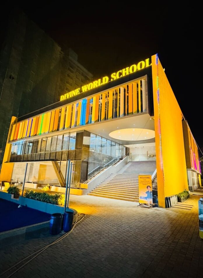 divine schl (1)
